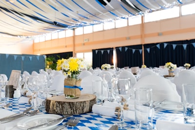Floral arrangement décor